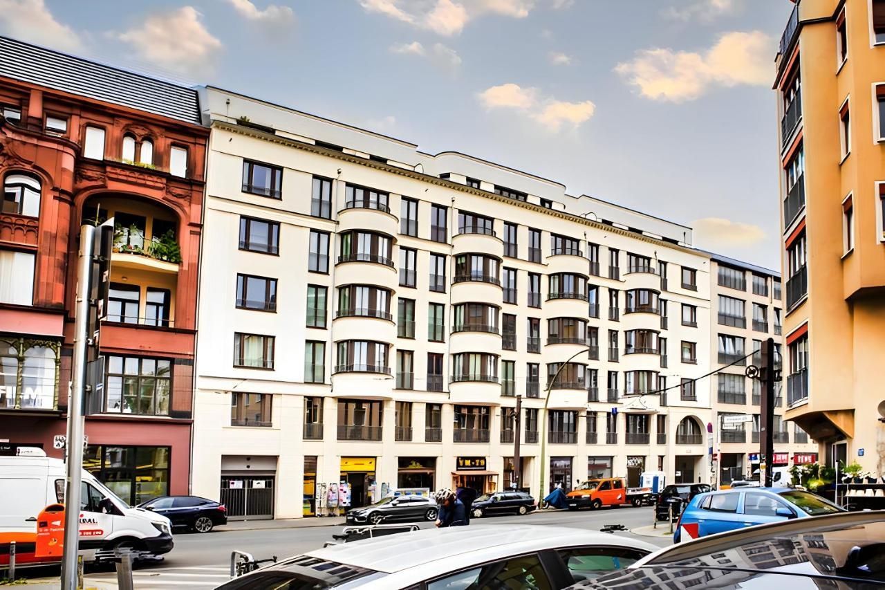Modern Apartment In Mitte Berlín Exterior foto